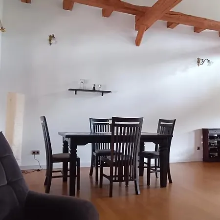 شقة Elegante Maisonette Momberg