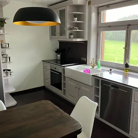 Elegante Maisonette شقة *